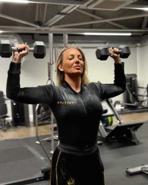 Luxury Women Black velour Tracksuit