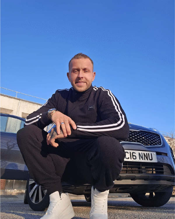 Comfortable Men Striped Velour Tracksuit