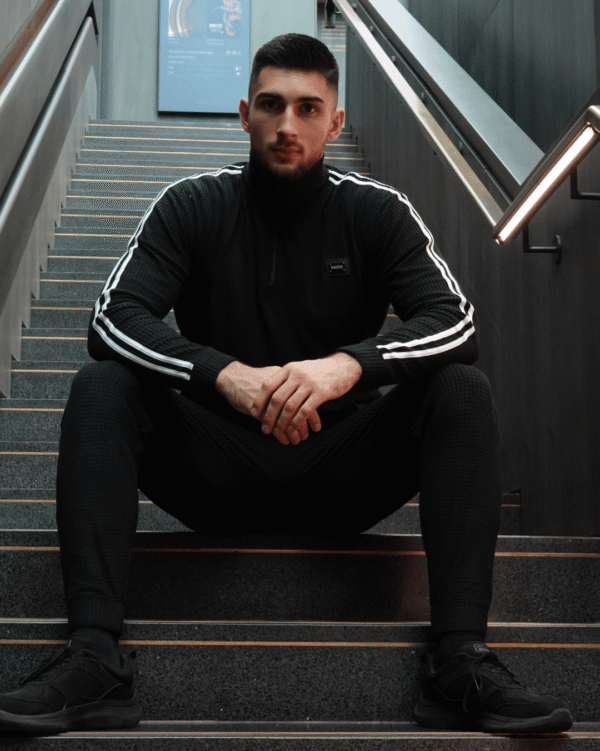 Comfortable Men Striped Velour Tracksuit