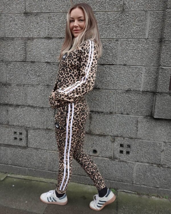 Positive Wild Leopard Print Tracksuit 1P