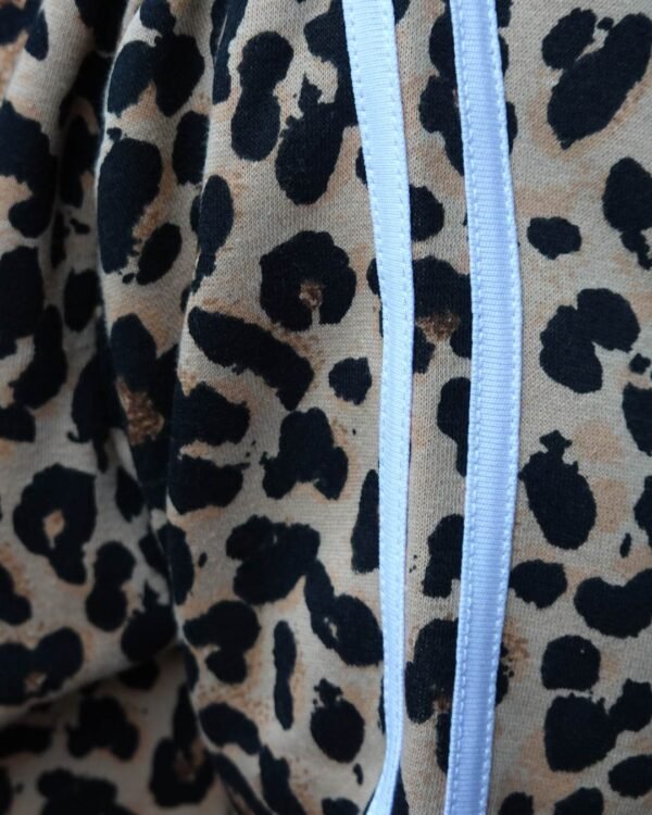 Positive Wild Leopard Print Tracksuit 1P
