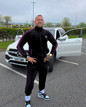 Luxury Men’s Velour Tracksuit-Black Burgundy 2P